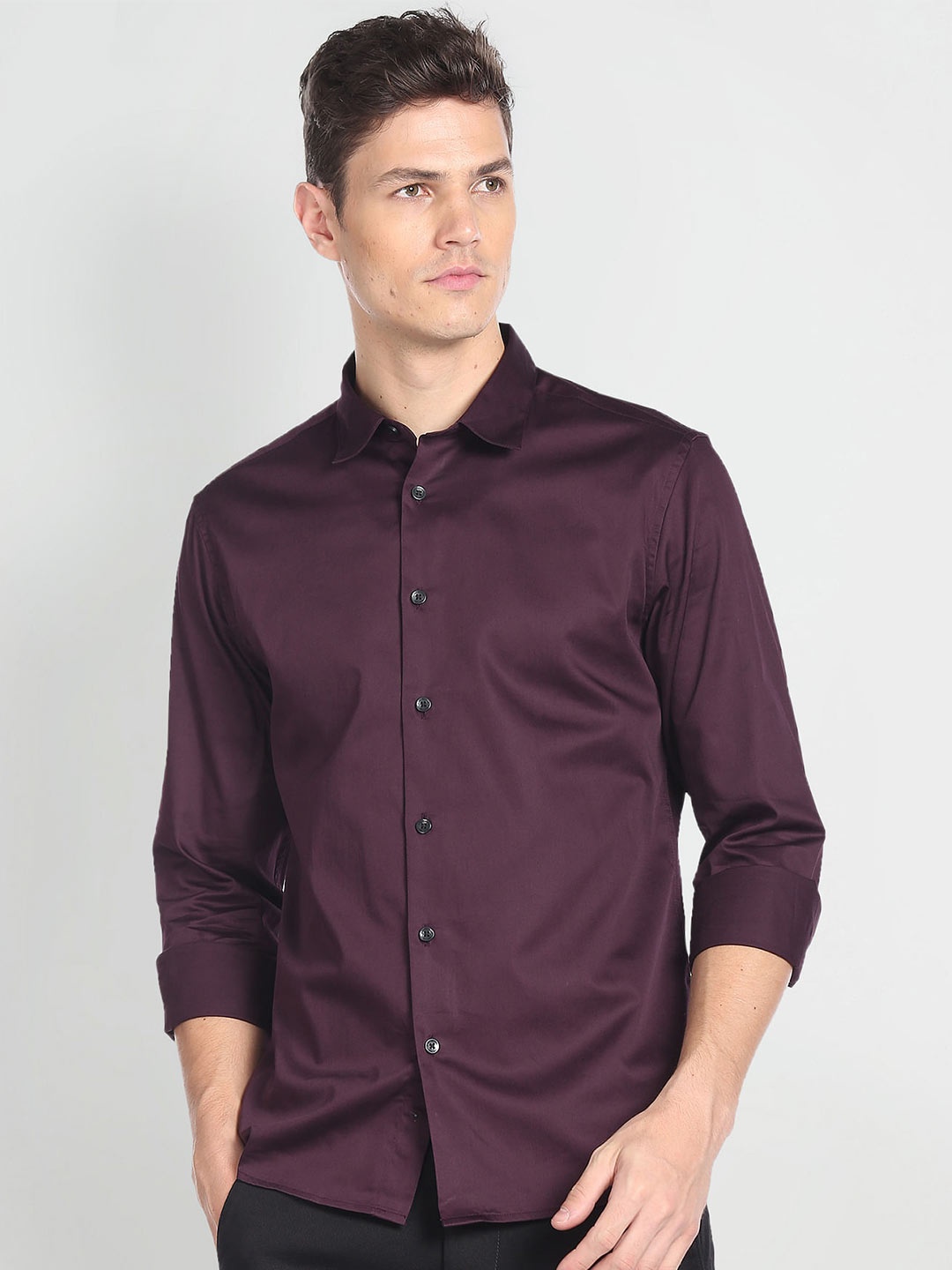 

Flying Machine Spread Collar Pure Cotton Casual Shirt, Purple