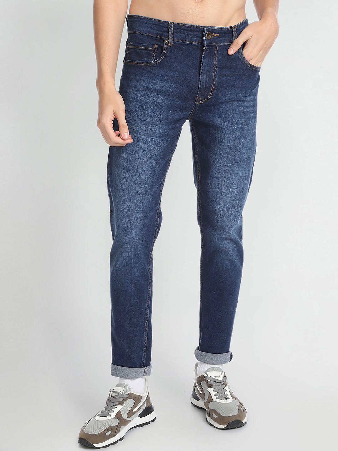 

Flying Machine Men Slim Tapered Fit Light Fade Stretchable Jeans, Blue