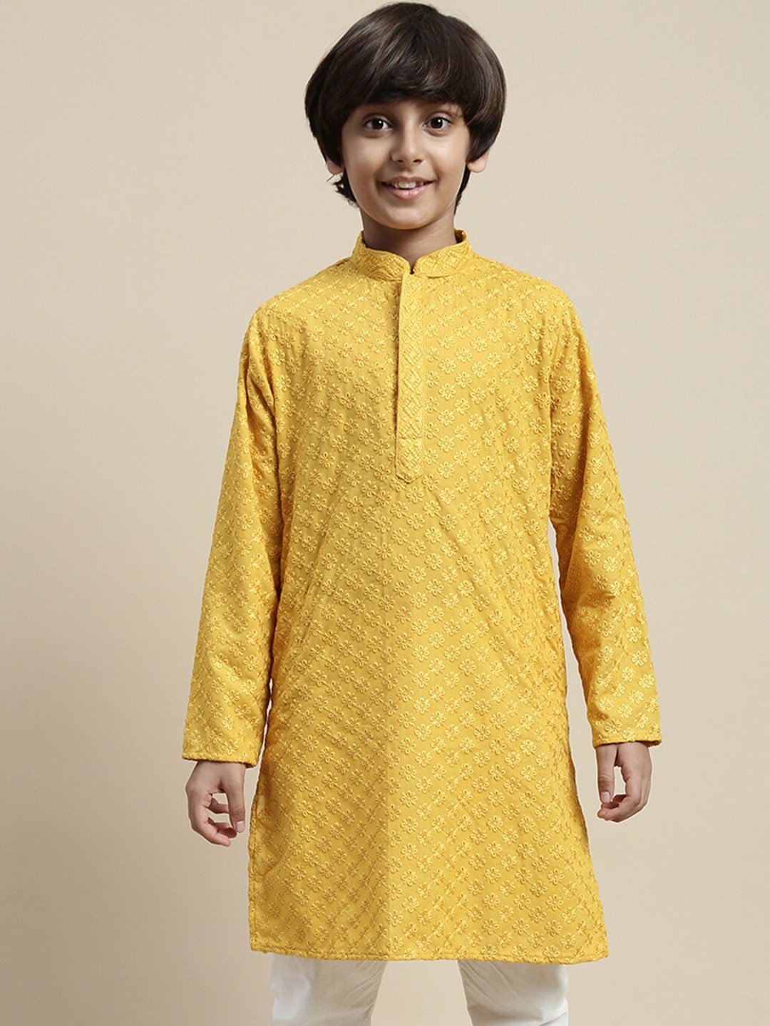 

Sanwara Boys Floral Woven Design Mandarin Collar Thread Work Kurta, Mustard