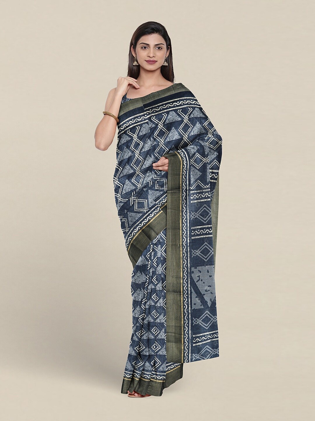 

Pothys Geometric Printed Saree, Grey