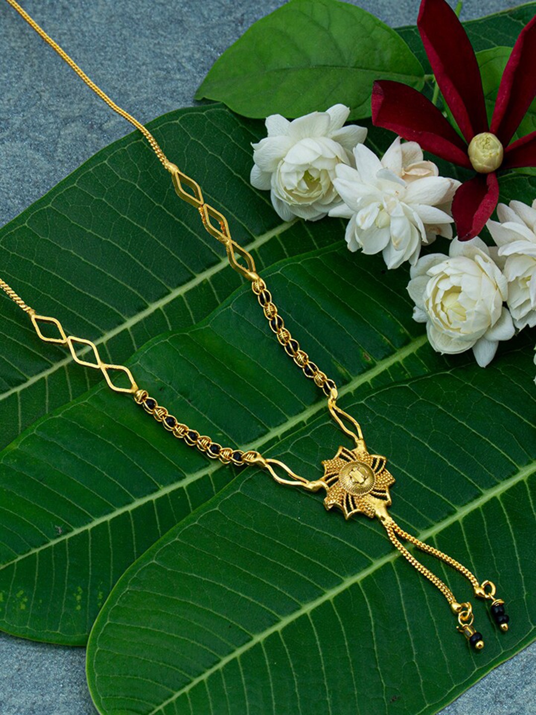 

Ramdev Art Fashion Jwellery Gold-Plated Stone-Studded & Beaded Mangalsutra