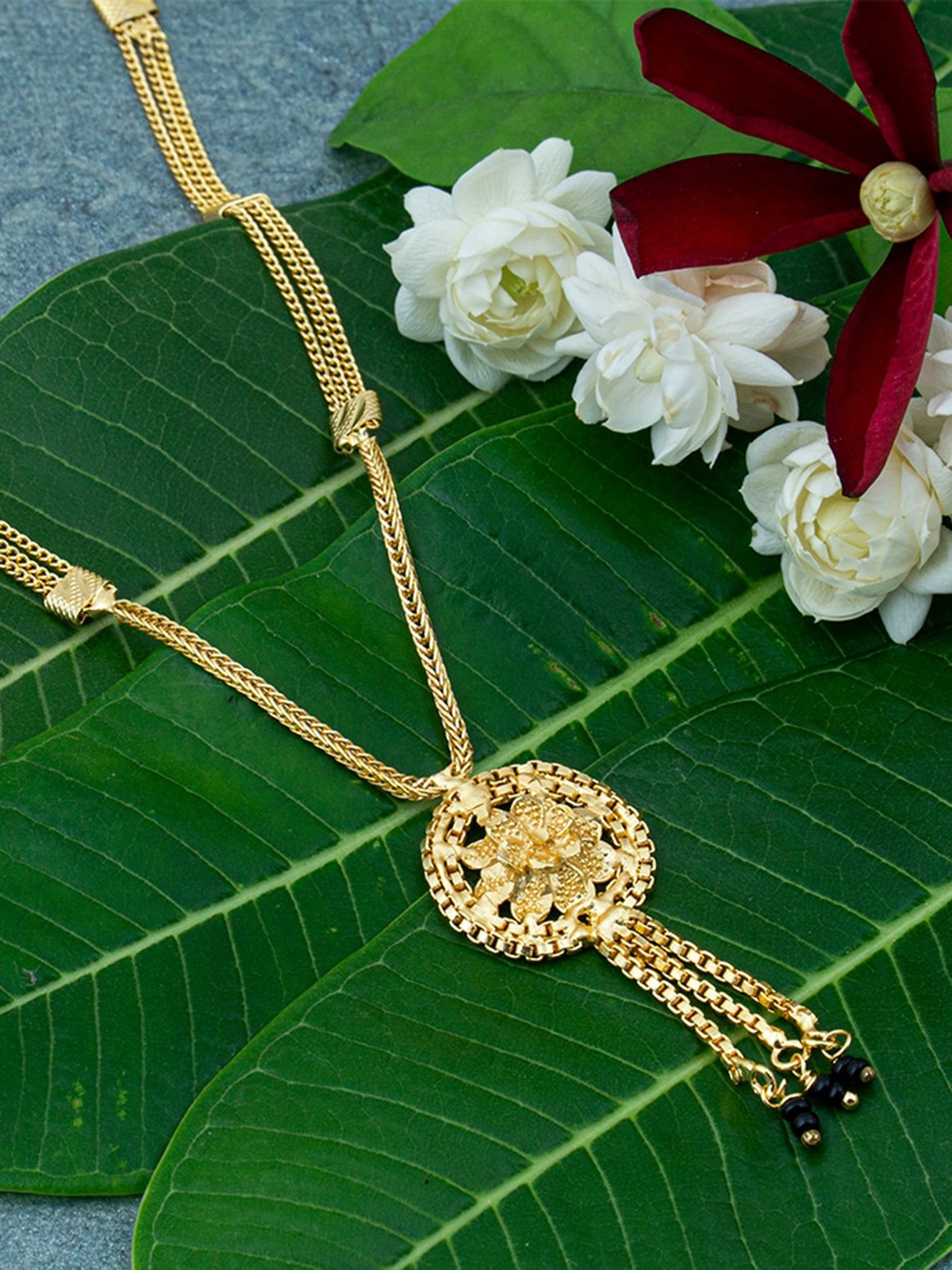 

Ramdev Art Fashion Jwellery Gold-Plated Stone-Studded & Beaded Mangalsutra