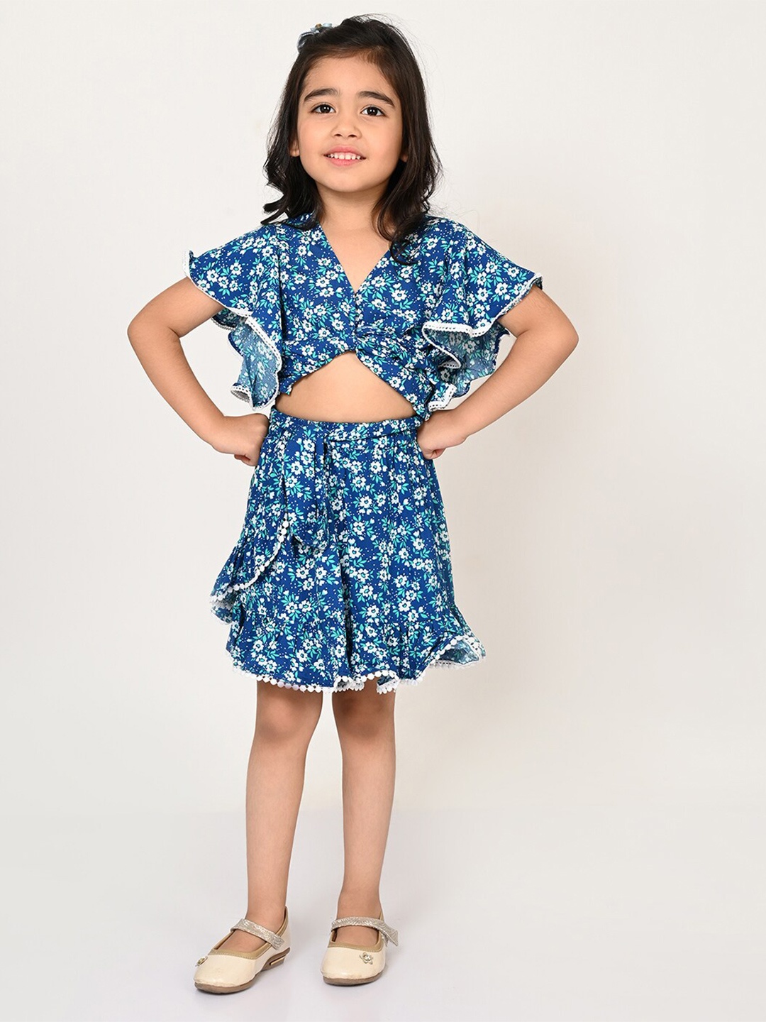 

LIL DRAMA Girls Floral Printed V-Neck Top with Skirt, Blue