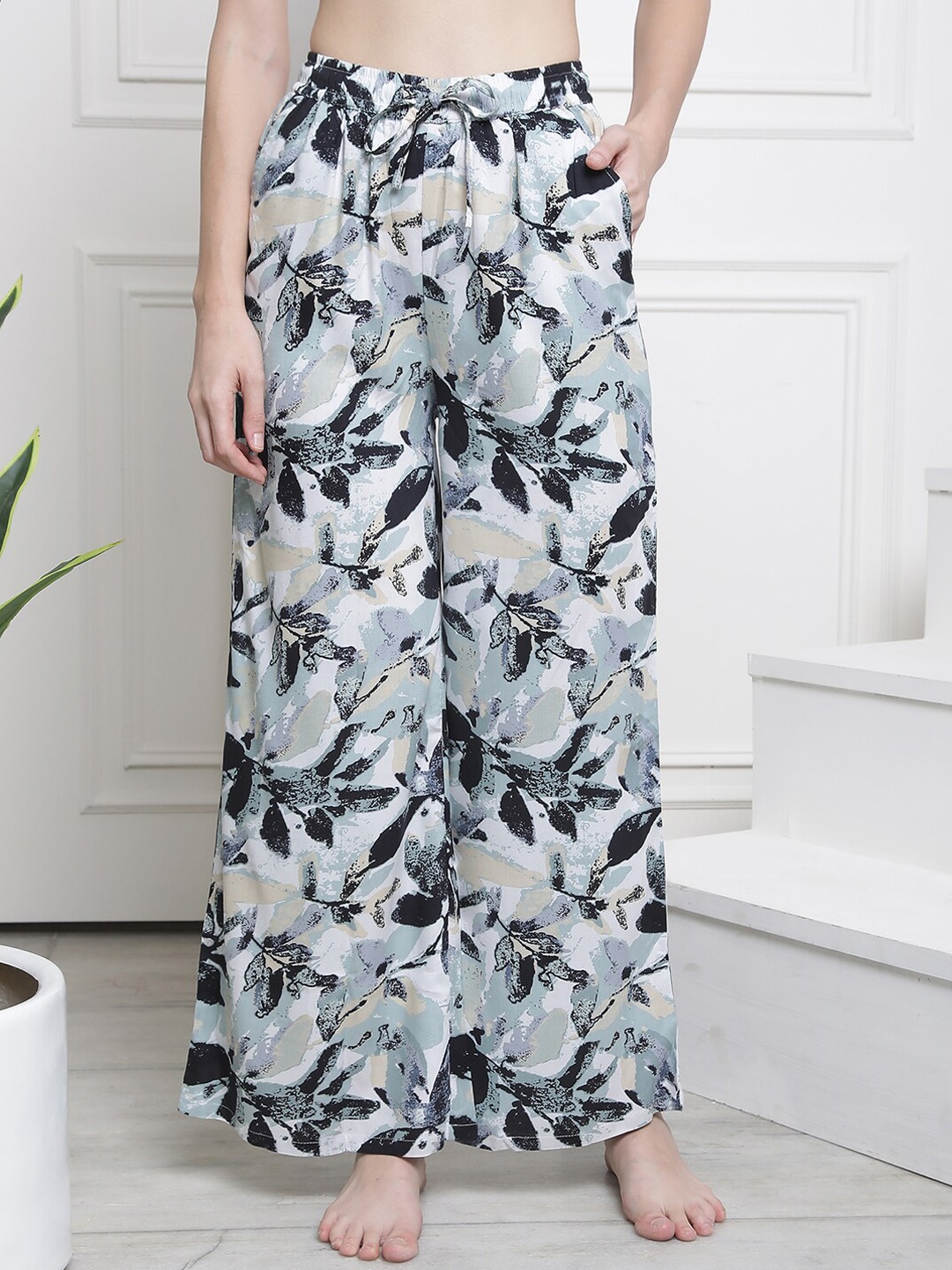 

Claura White & Black Printed Cotton Flared Lounge Pants