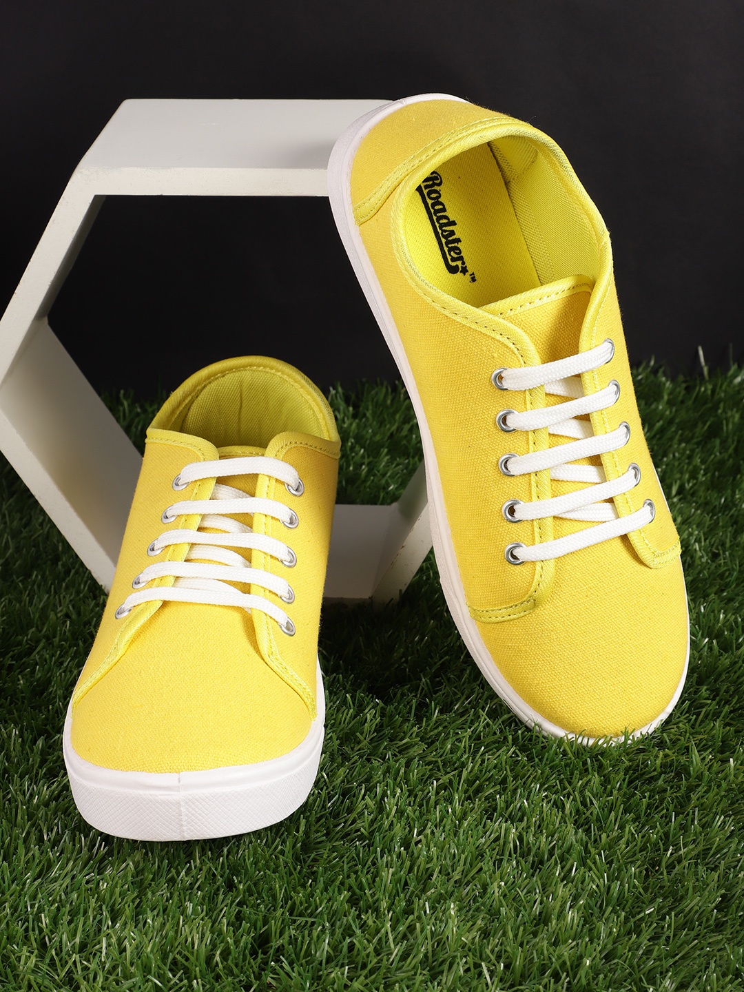 

The Roadster Lifestyle Co. Women Round-Toe Everyday Sneakers, Yellow