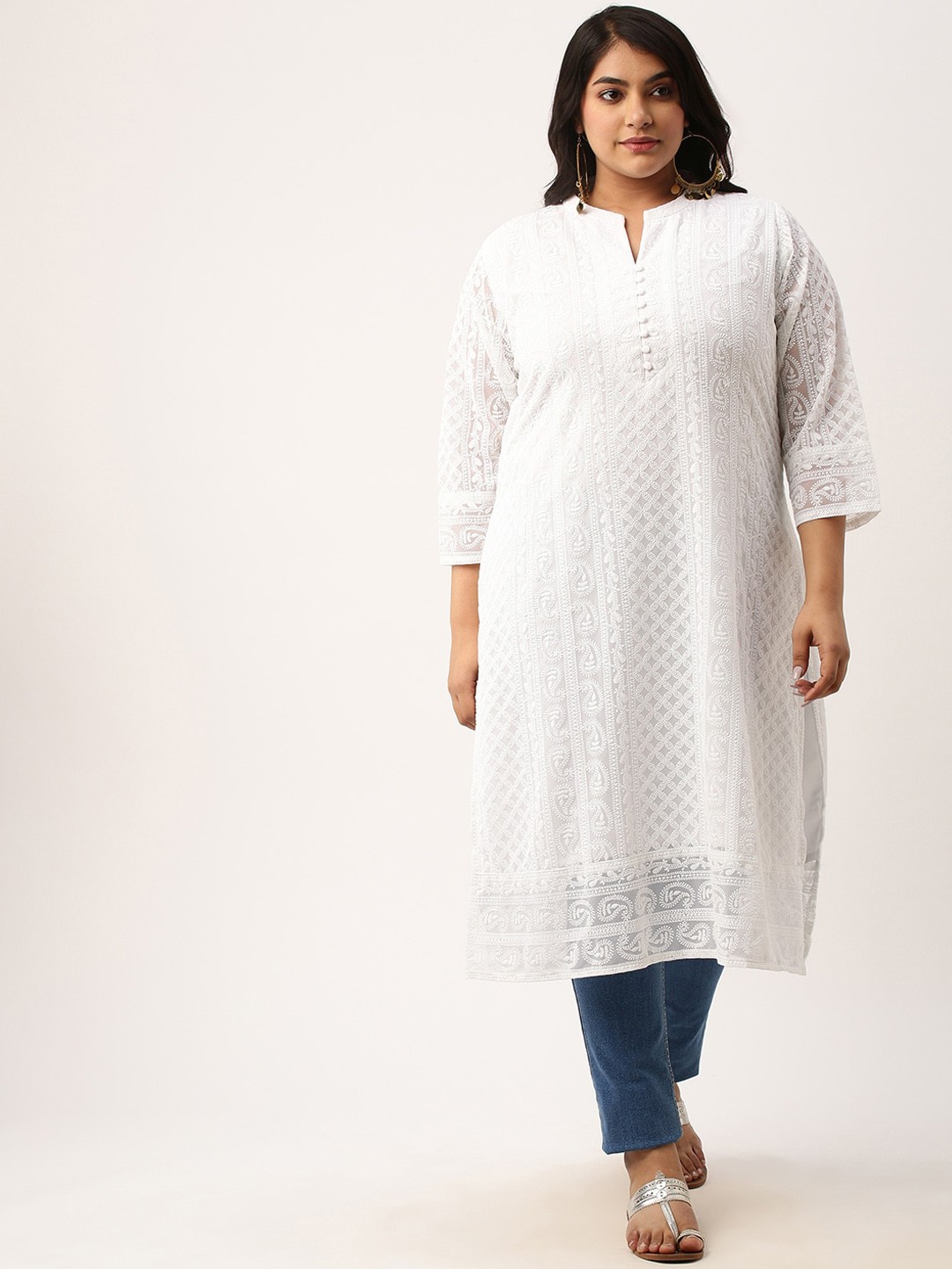 

Zola Plus Paisley Embroidered Chikankari Pure Georgette Kurta, White