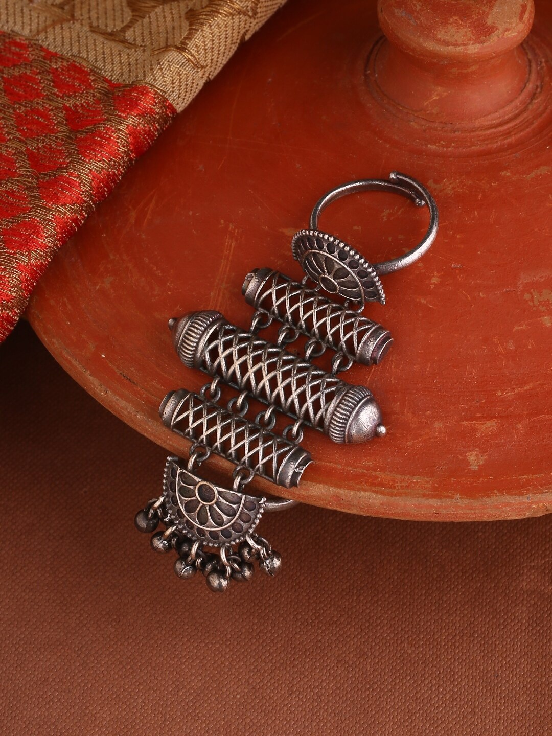 

Infuzze Brass-Plated Oxidised Finger Ring, Silver