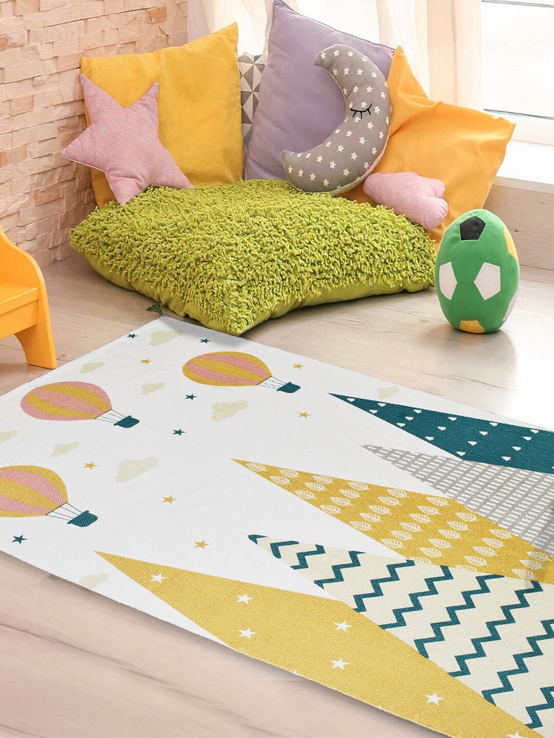 

URBAN SPACE White & Yellow Printed Cotton Anti-Skid Carpet