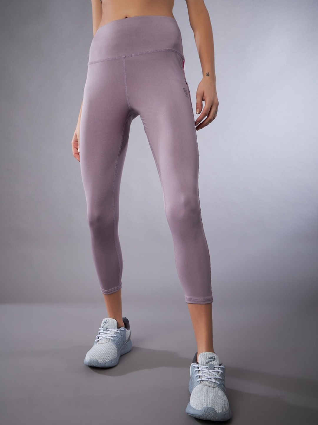 

UNPAR Women Moisture Wicking Training Or Gym Tights, Lavender