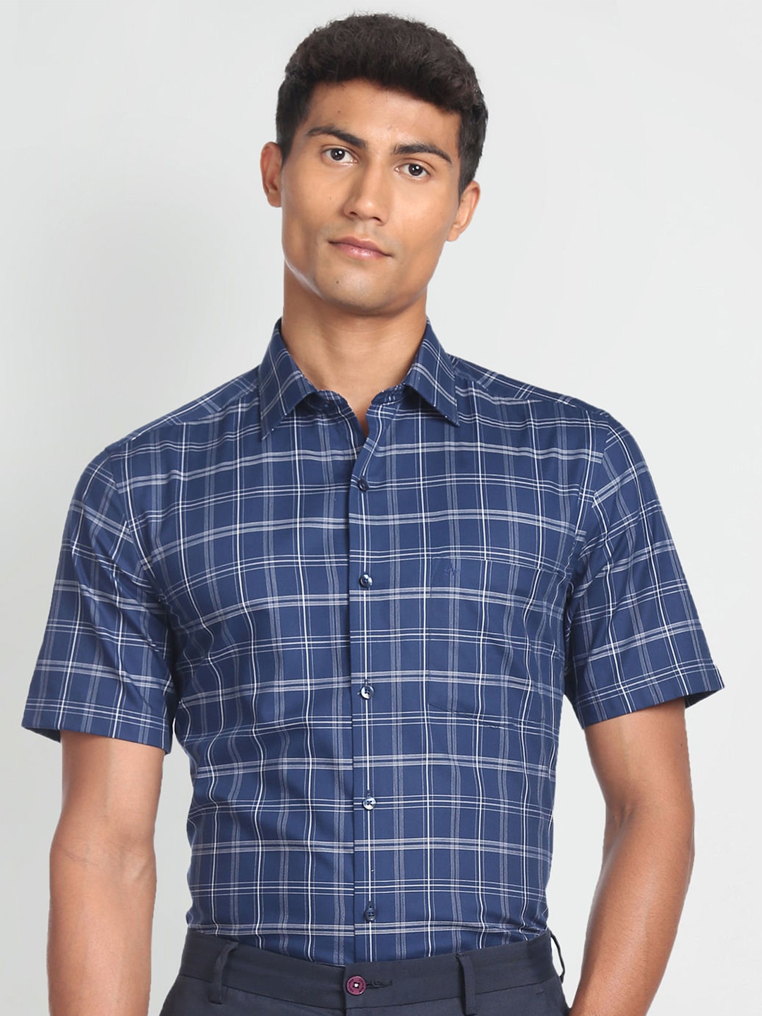 

Arrow Checked Pure Cotton Regular Fit Casual Shirt, Blue