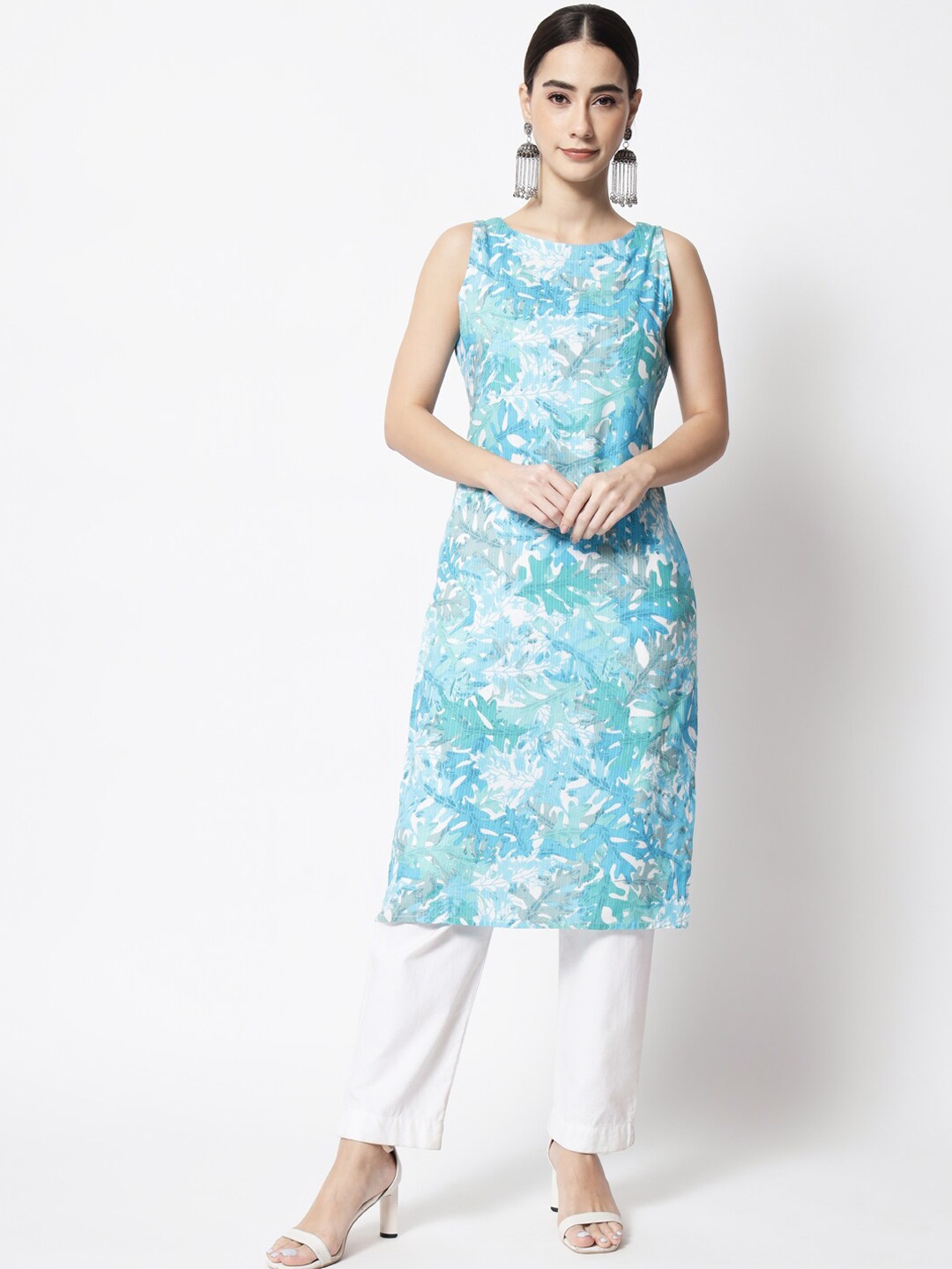 

KALINI Floral Printed Boat Neck Straight Kurta, Blue