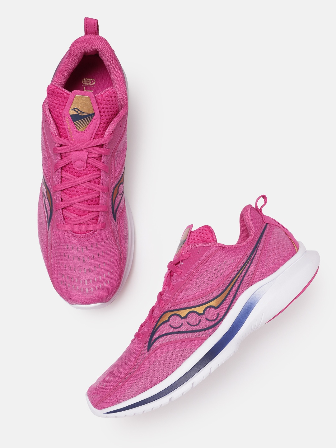 

saucony Men Woven Design KINVARA 13 Running Shoes, Pink