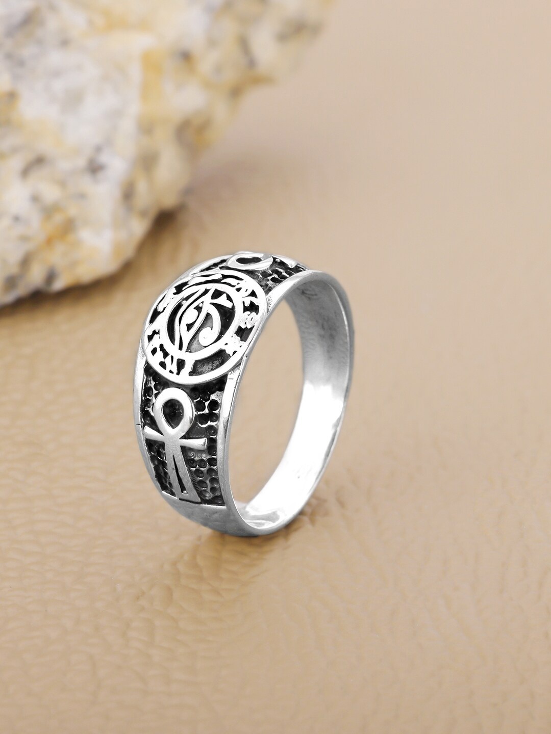 

GIVA Men 925 Sterling Silver Oxidised Textured Finger Ring