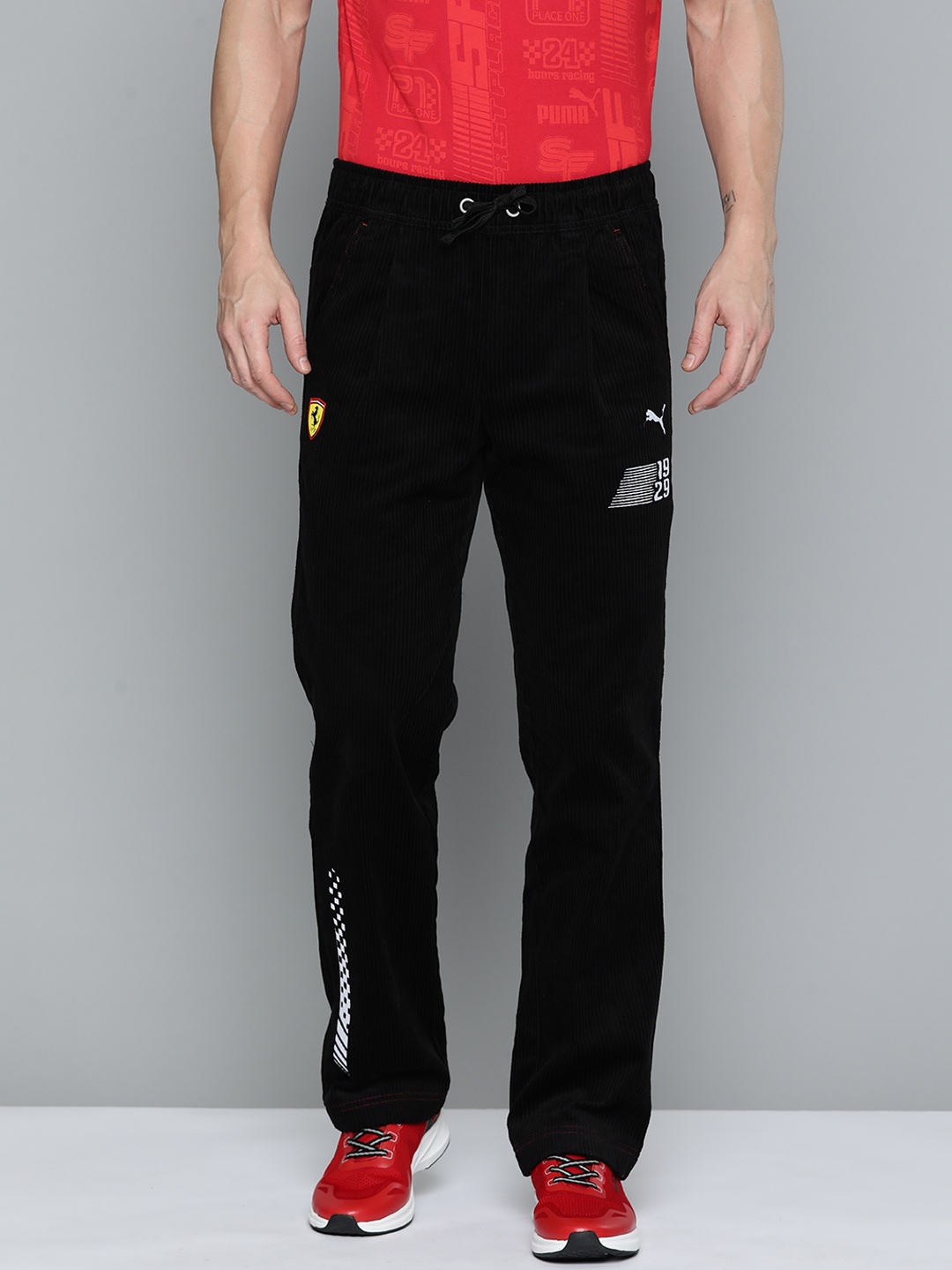 

PUMA Motorsport Men Scuderia Ferrari Race Garage Corduroy Track Pants, Black