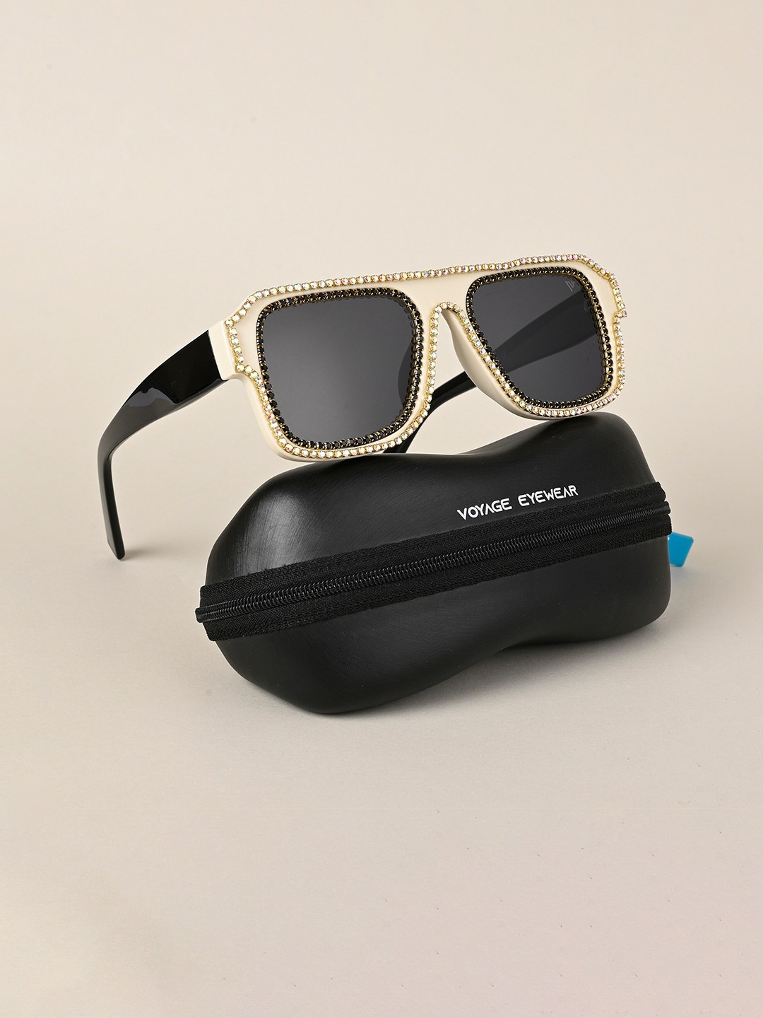 

Voyage Unisex Black Lens & Black Wayfarer Sunglasses with Polarised and UV Protected Lens