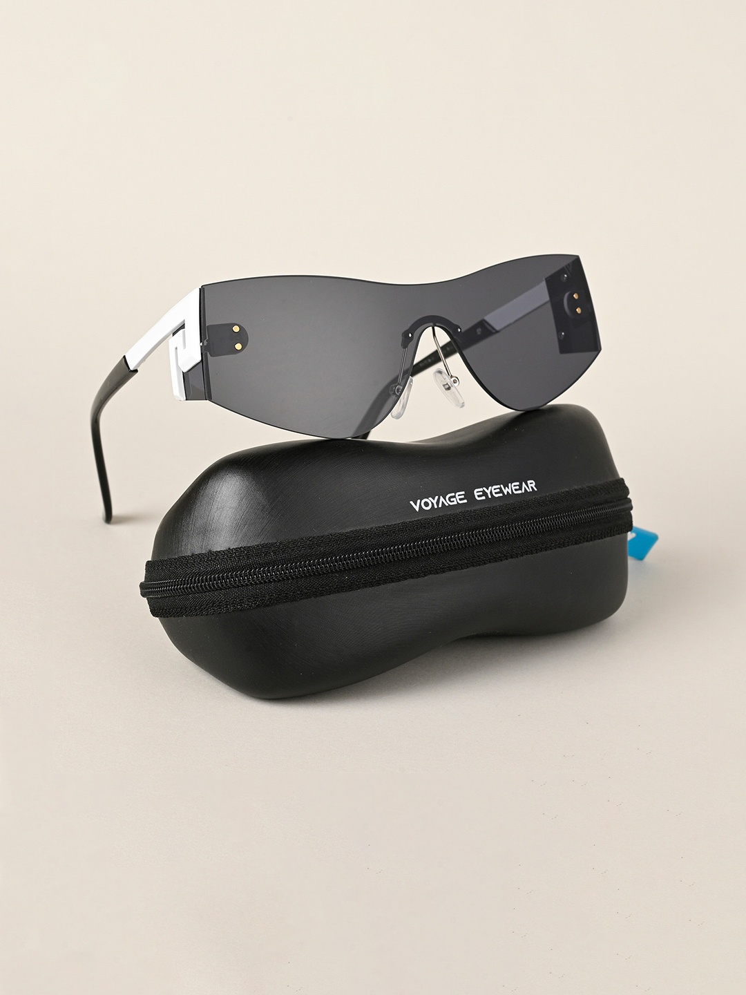 

Voyage Unisex Lens & Sports Sunglasses With UV Protected Lens, Black