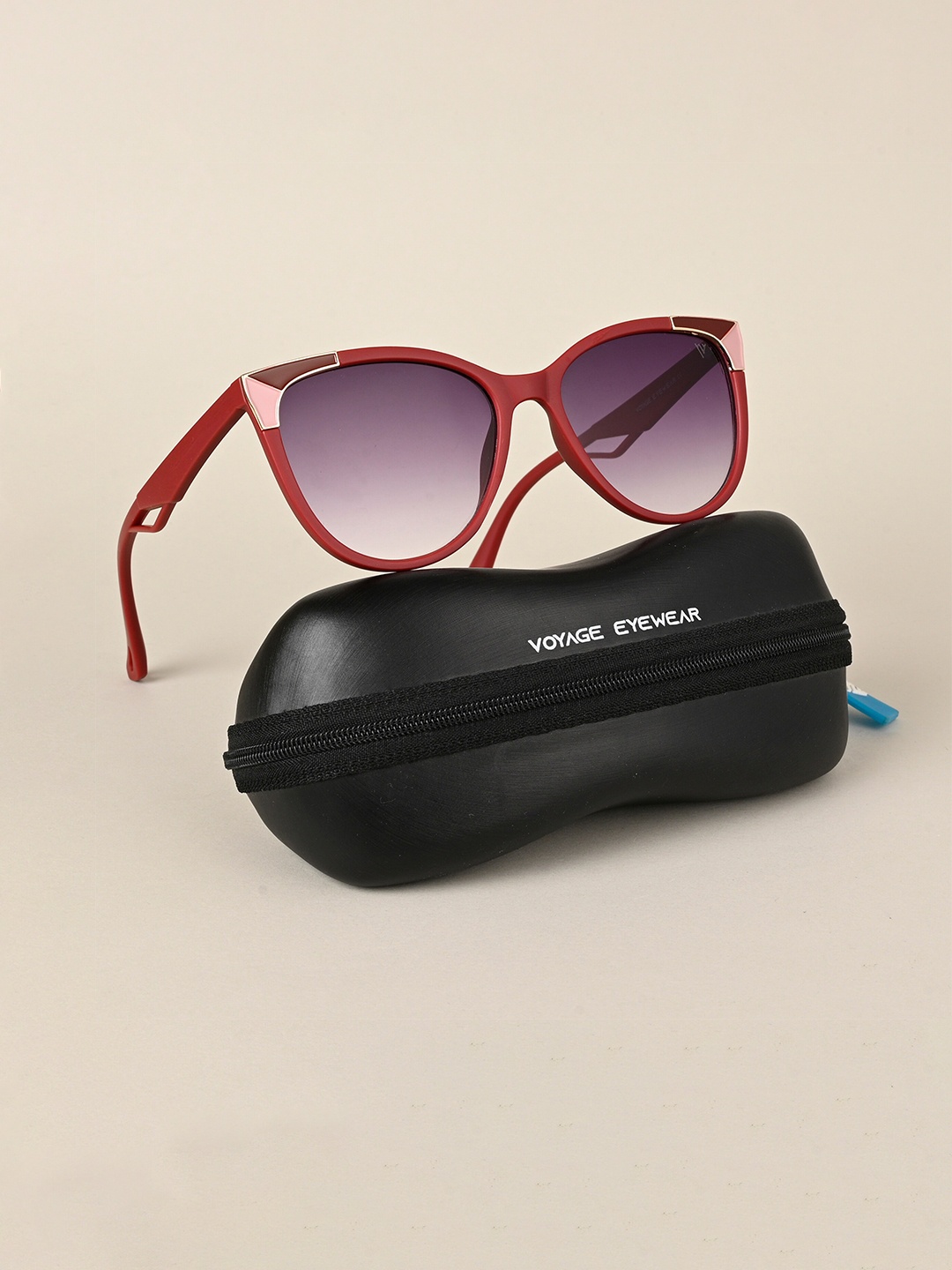 

Voyage Women Cateye Sunglasses with UV Protected Lens W9056MG4226, Purple