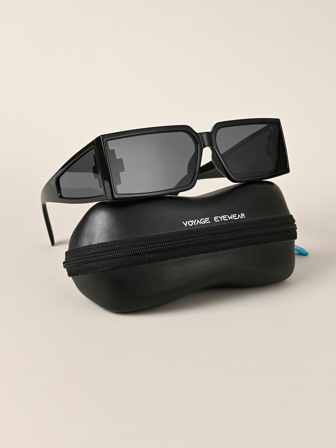 

Voyage Unisex Lens & Rectangle Sunglasses With UV Protected Lens, Black