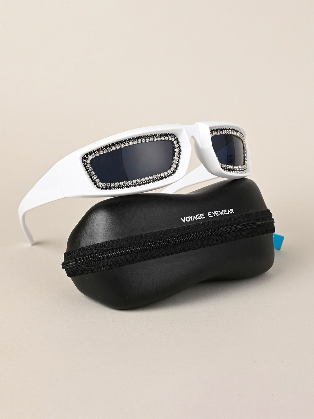 

Voyage Unisex Sports Sunglasses with UV Protected Lens 9182MG4353, Black