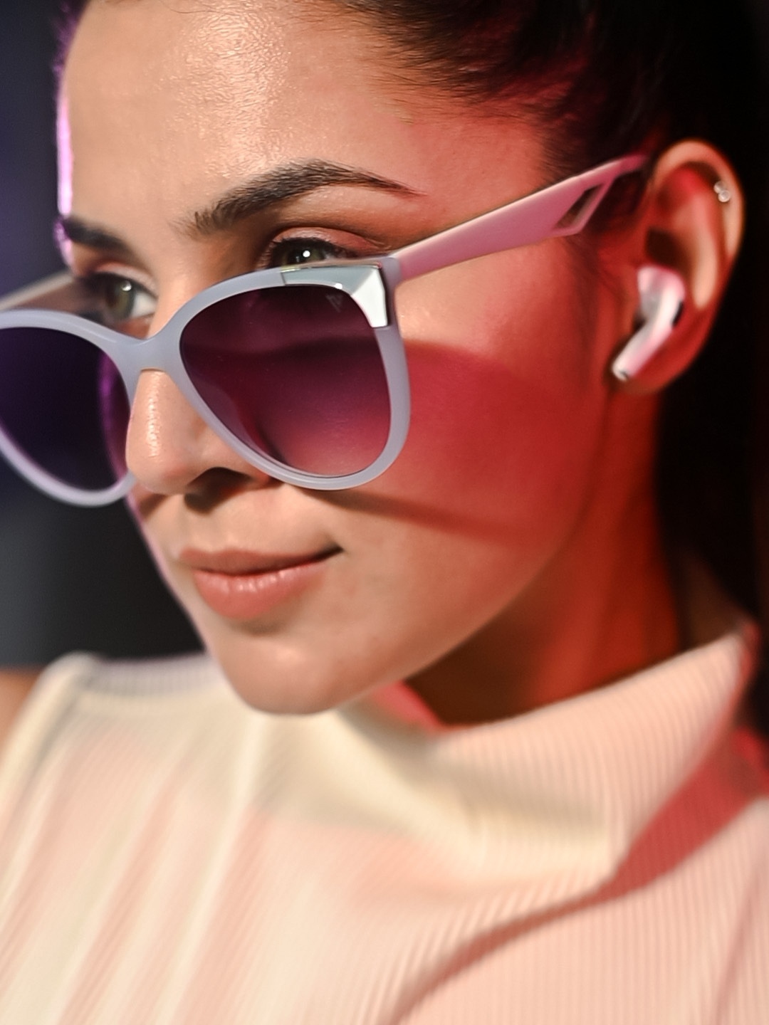 

Voyage Women Cateye UV Protected Sunglasses W9056MG4227, Purple
