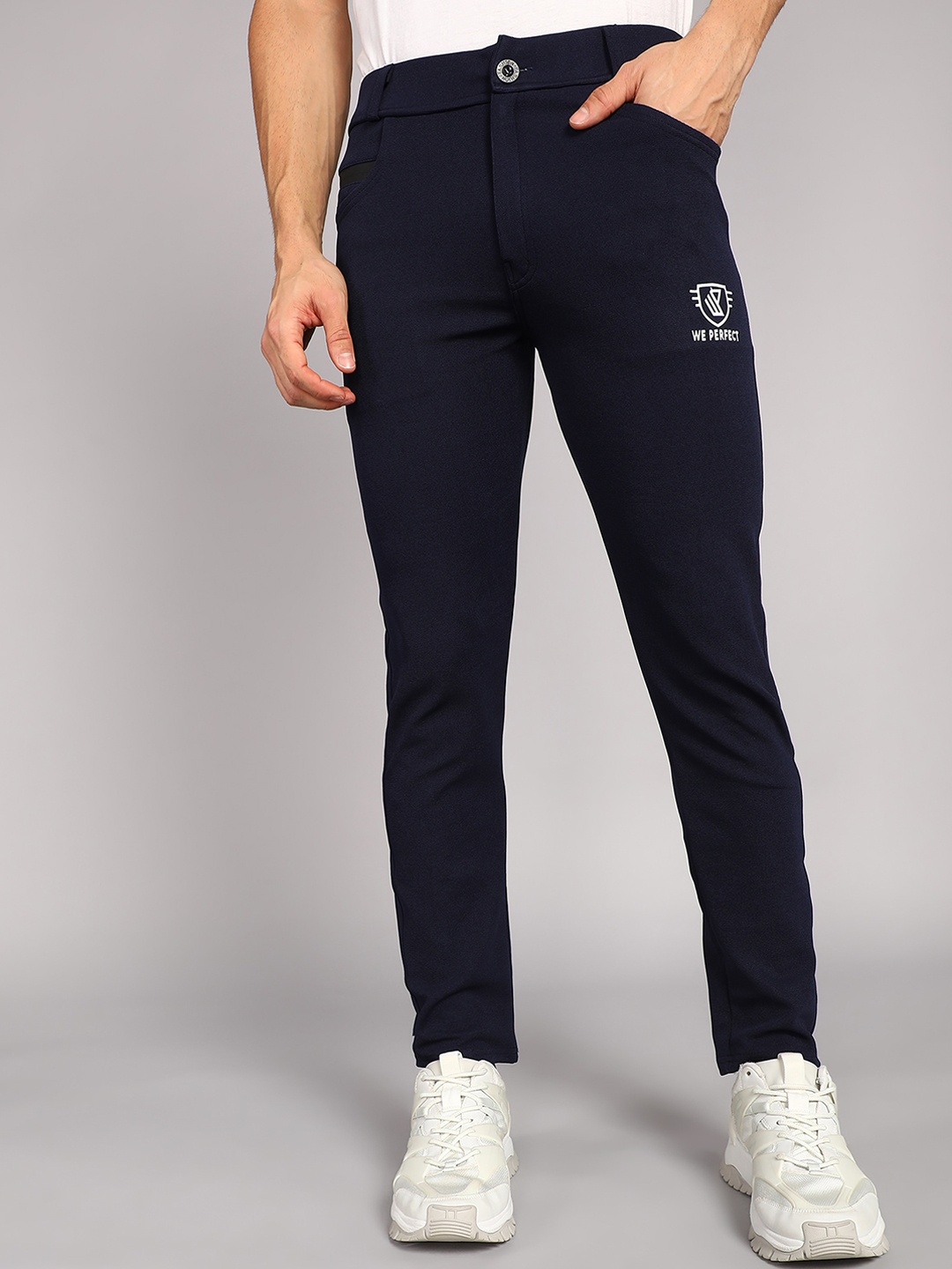 

WE PERFECT Men Relaxed Straight Fit Cotton Trousers, Navy blue
