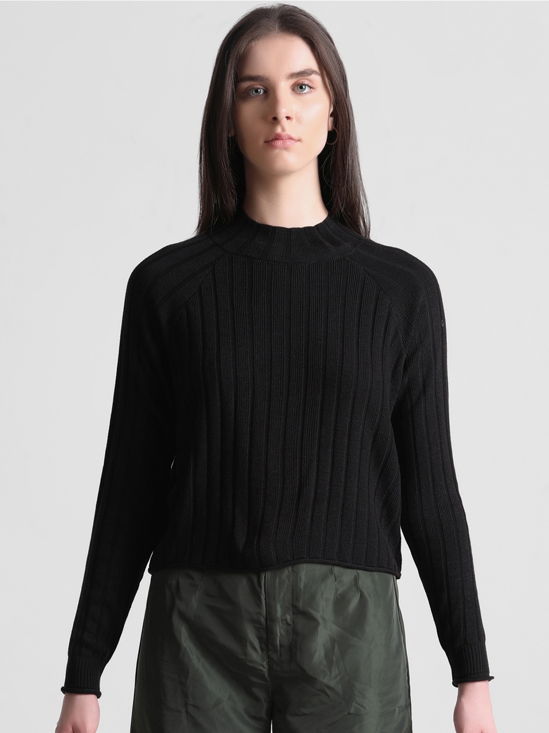 

ONLY Ribbed Mock Neck Cropped Acrylic Pullover, Black