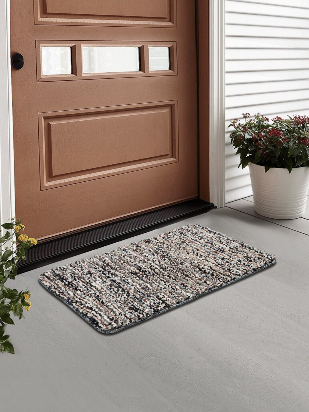

FABINALIV White & Beige Abstract Textured Anti-Skid Doormat