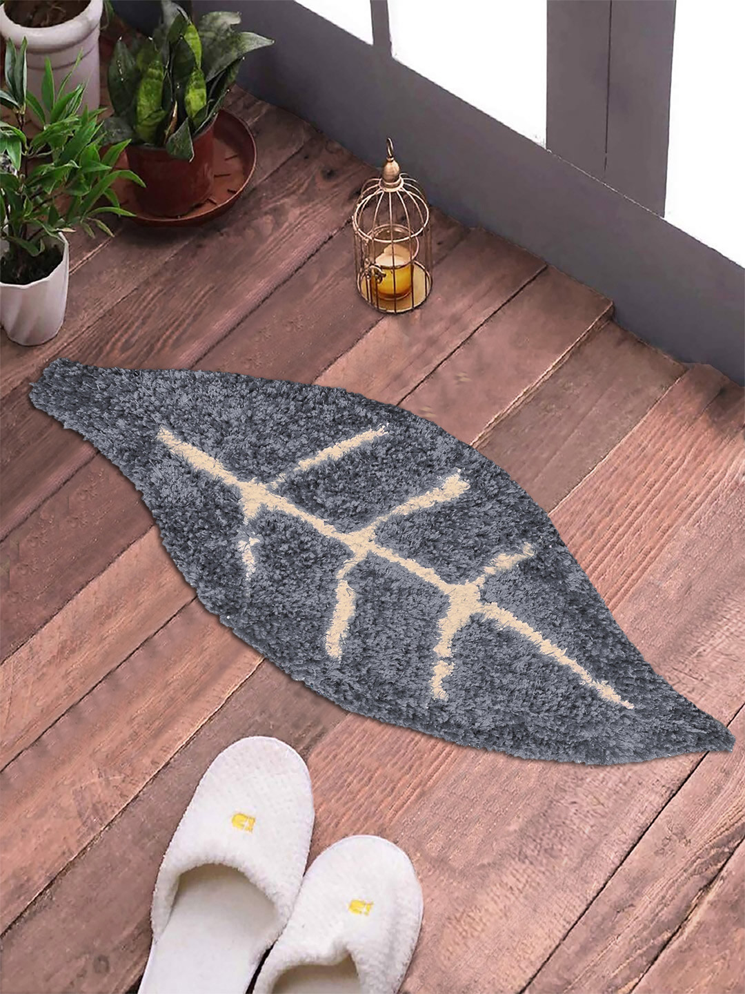 

FABINALIV Grey Floral Anti-Skid Doormat