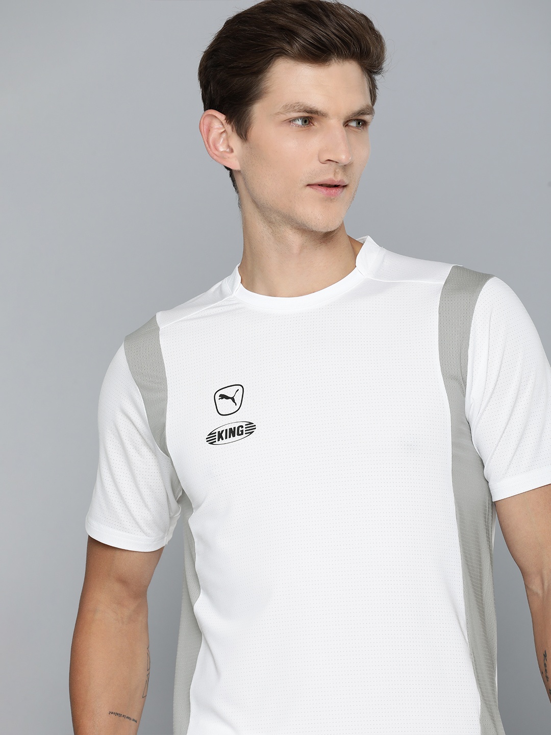 

Puma KING Pro Striped DryCell Slim Fit Football T-shirt, White