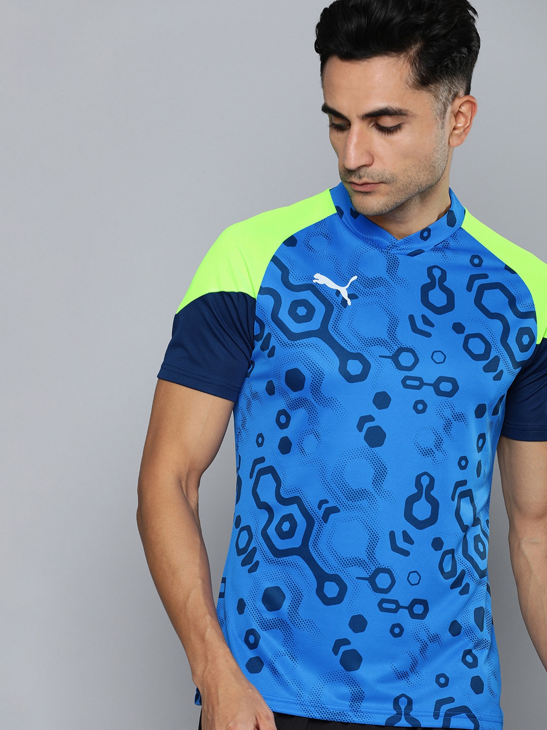 

Puma Men Geometric Print V-Neck Raglan Sleeves IndividualCUP Slim Fit Soccer Jersey Tshirt, Blue