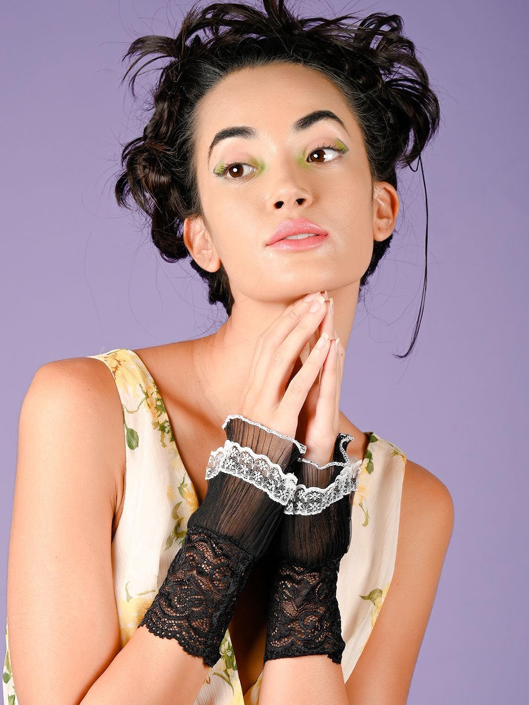 

ODETTE Self Design Lace Frills Details Hand Gloves, Black
