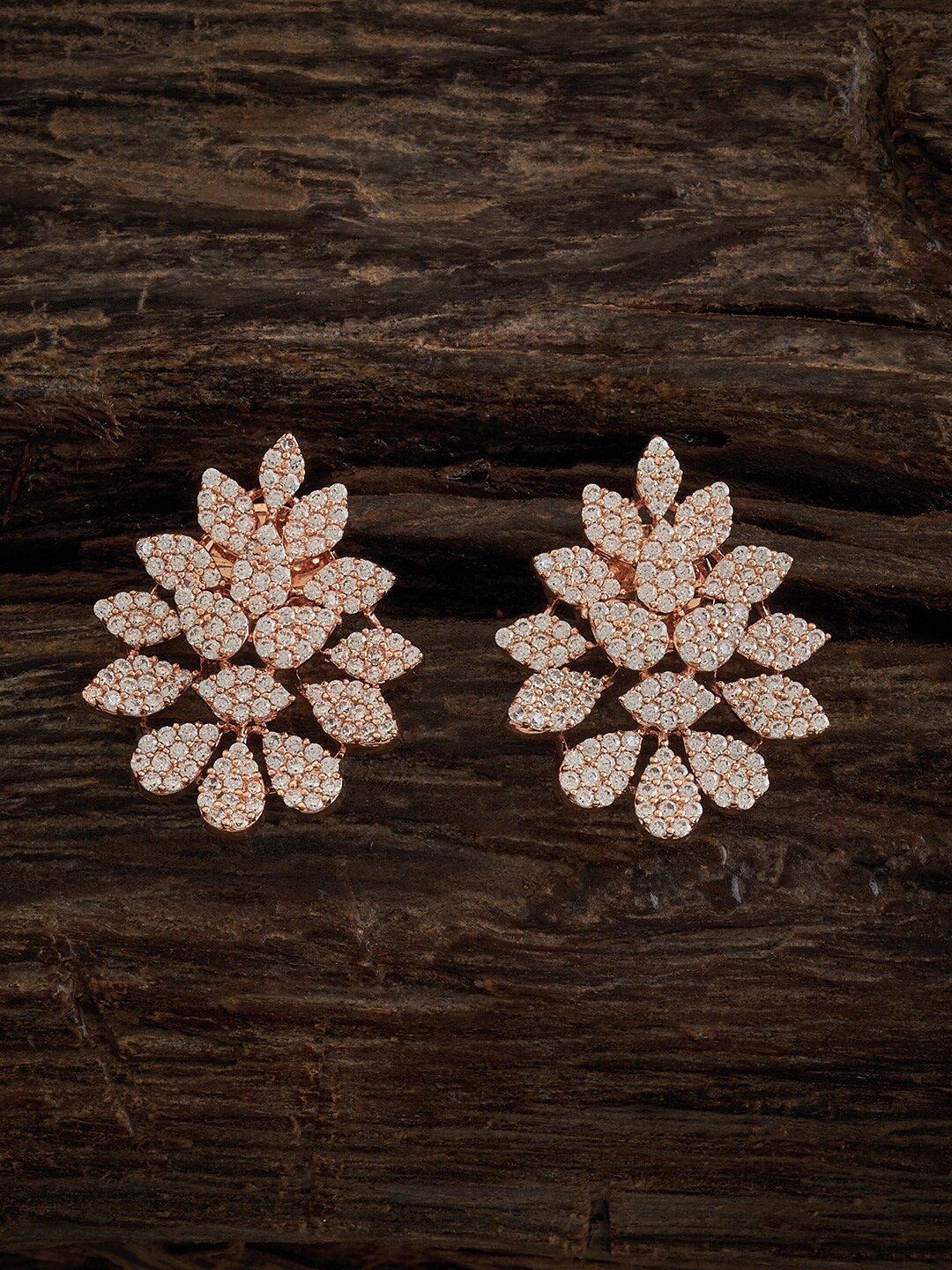 

Kushal's Fashion Jewellery Rose Gold-Plated Leaf Shaped Studs Earrings