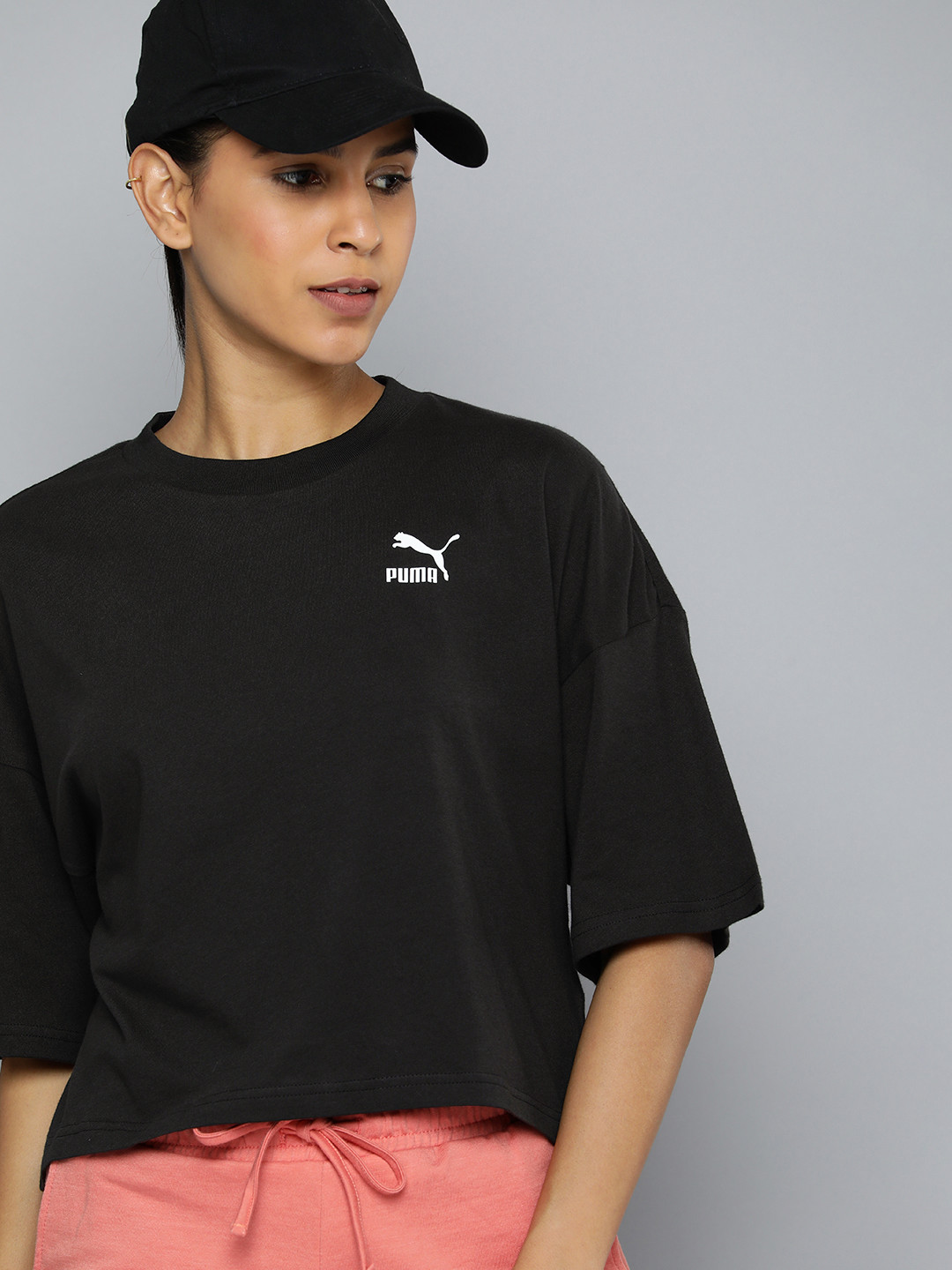 

Puma Classics Oversized Drop-Shoulder Sleeves Pure Cotton T-shirt, Black