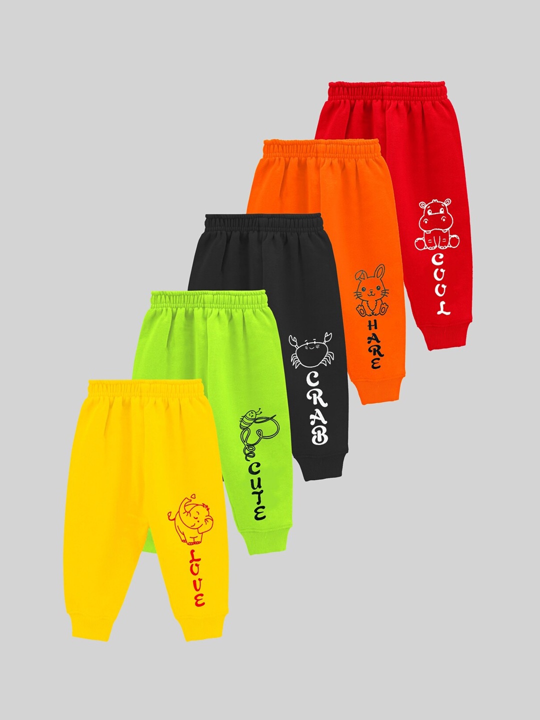 

KUCHIPOO Kids Pack Of 5 Typography Printed Joggers, Red