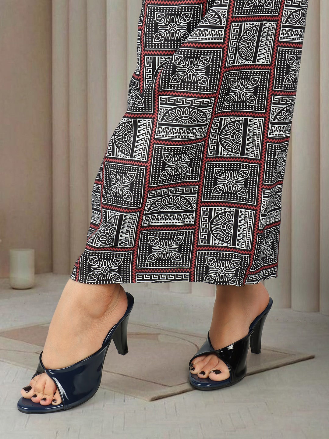 

ELLE Open Toe Slim Heels, Navy blue