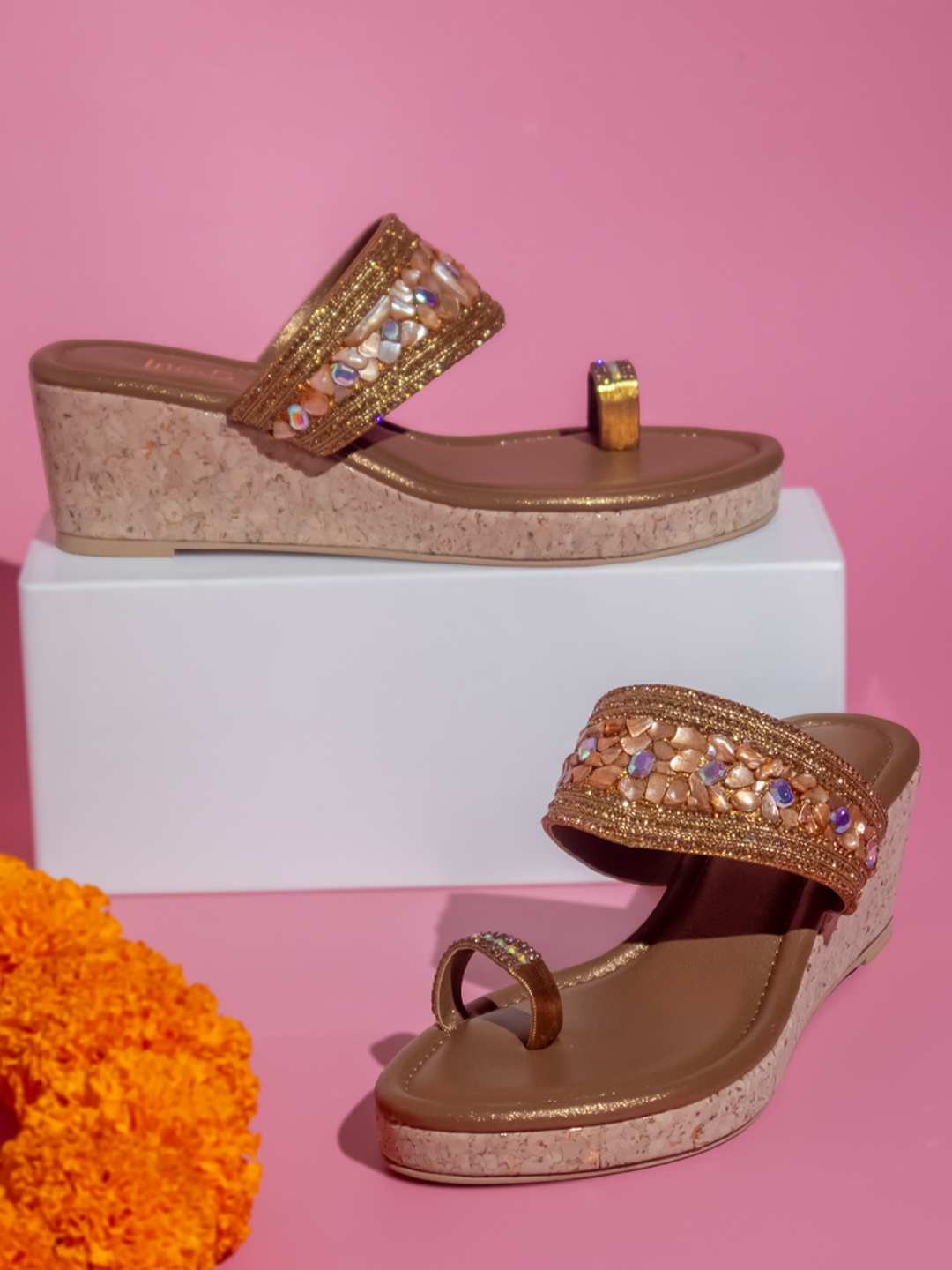 

Inc 5 Ethnic Embellished One Toe Wedges, Gold