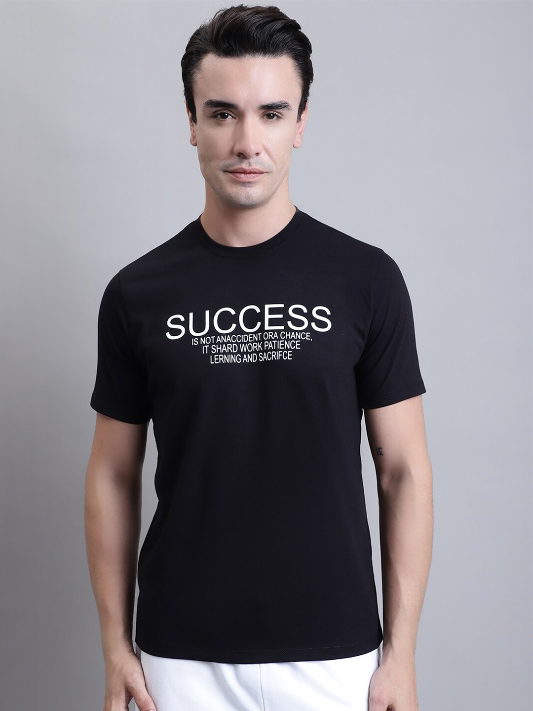 

Rute Typography Printed Cotton Casual T-shirt, Black
