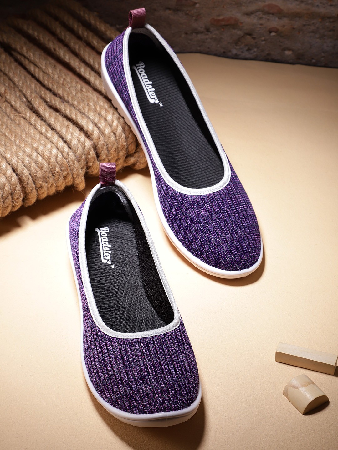 

The Roadster Lifestyle Co. Women Woven Design Slip-On Sneakers, Purple