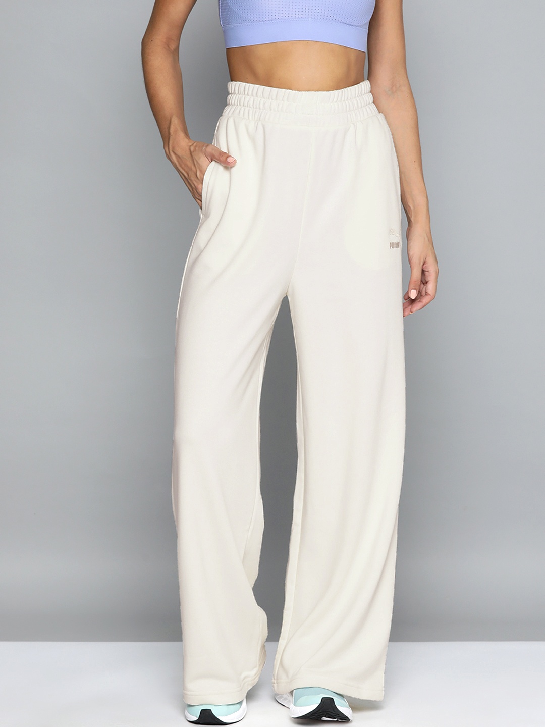 

Puma Women Classics Relaxed-Fit Sweat Track Pants, Cream