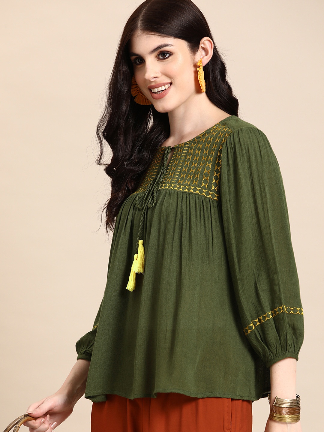 

Sangria Geometric Embroidered Tie-Up Neck Puff Sleeve Top, Green