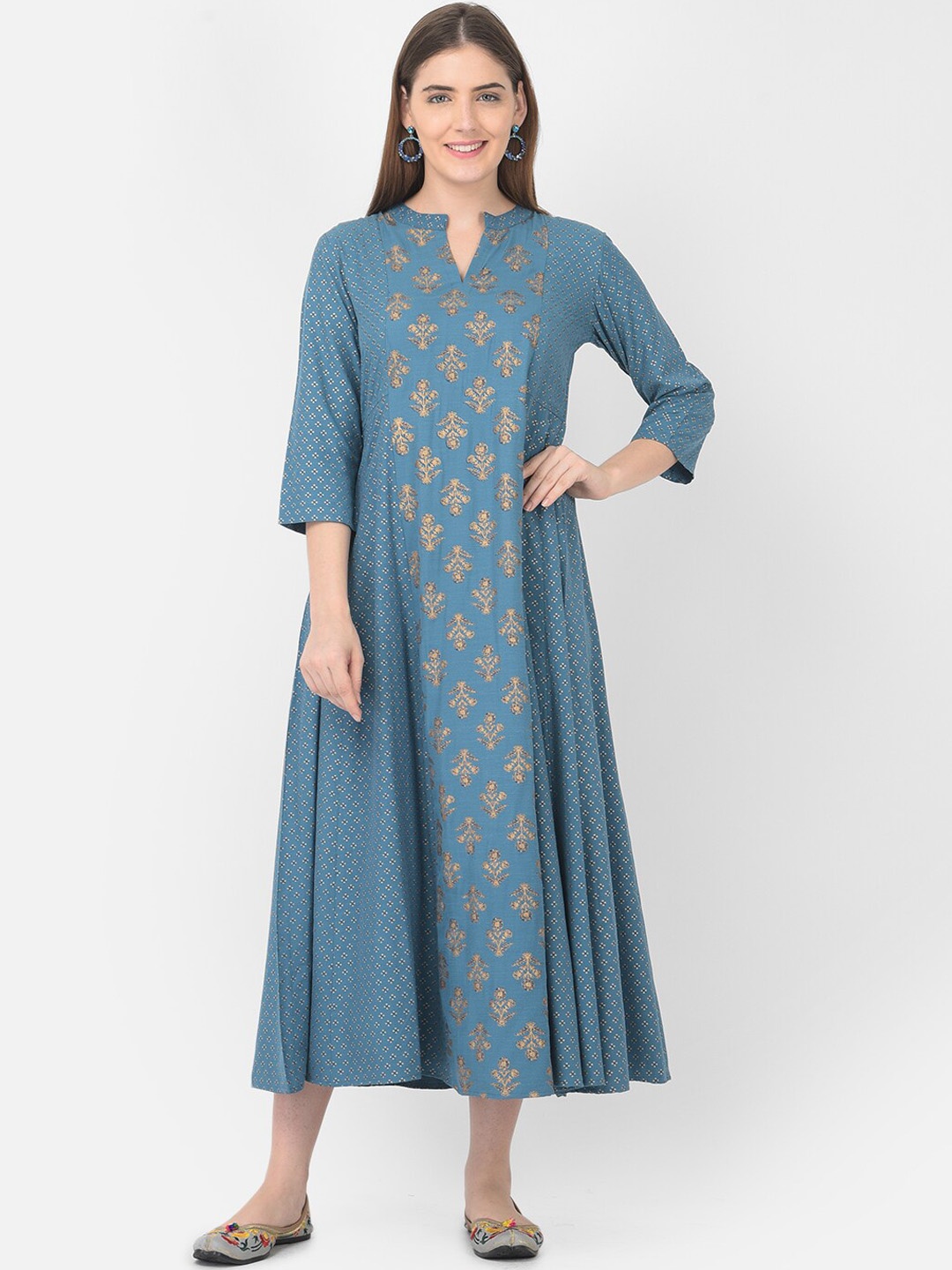 

Span Ethnic Motifs Printed Mandarin Collar Silk Anarkali Kurta, Navy blue