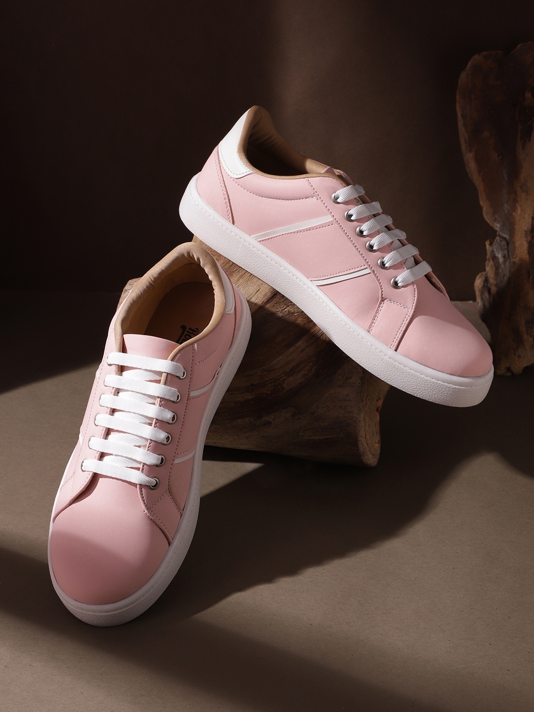 

The Roadster Lifestyle Co. Women Round-Toe Everyday Sneakers, Pink