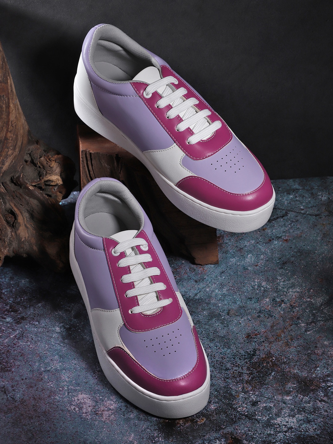 

The Roadster Lifestyle Co. Women Round-Toe Perforated Sneakers, Lavender
