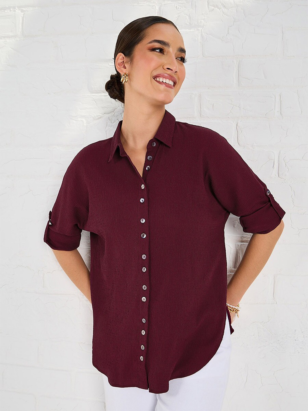 

Styli Burgundy Roll-Up Sleeve Longline Opaque Casual Shirt