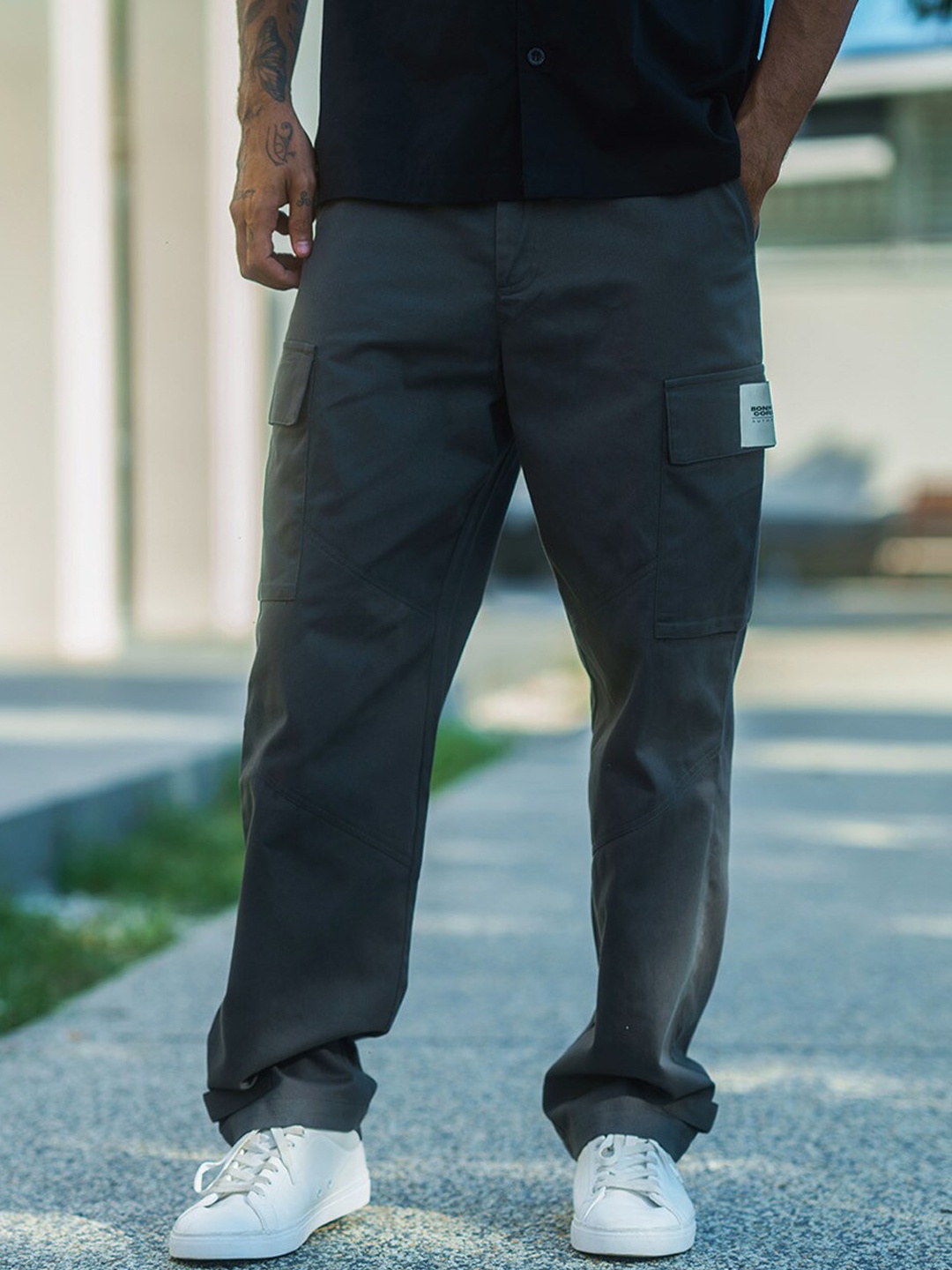 

Bonkers Corner Men Grey Cotton Flat-Front Plain Mid-Rise Regular Fit Cargos