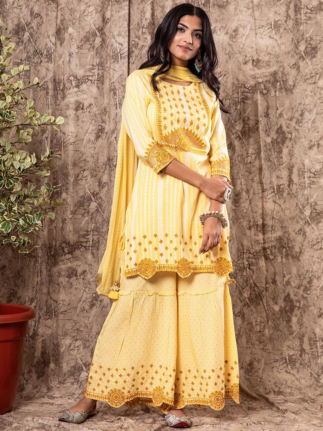 

Nehamta Ethnic Printed Regular Thread Work Kurta & Sharara With Dupatta, Yellow