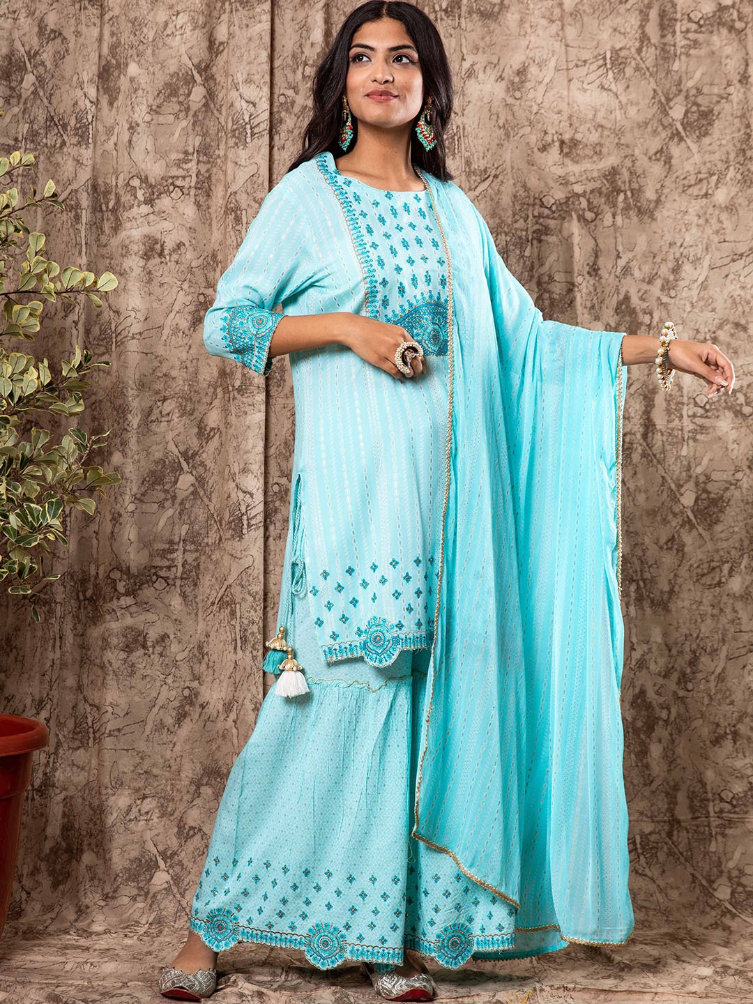 

Nehamta Ethnic Printed Regular Thread Work Kurta & Sharara With Dupatta, Turquoise blue