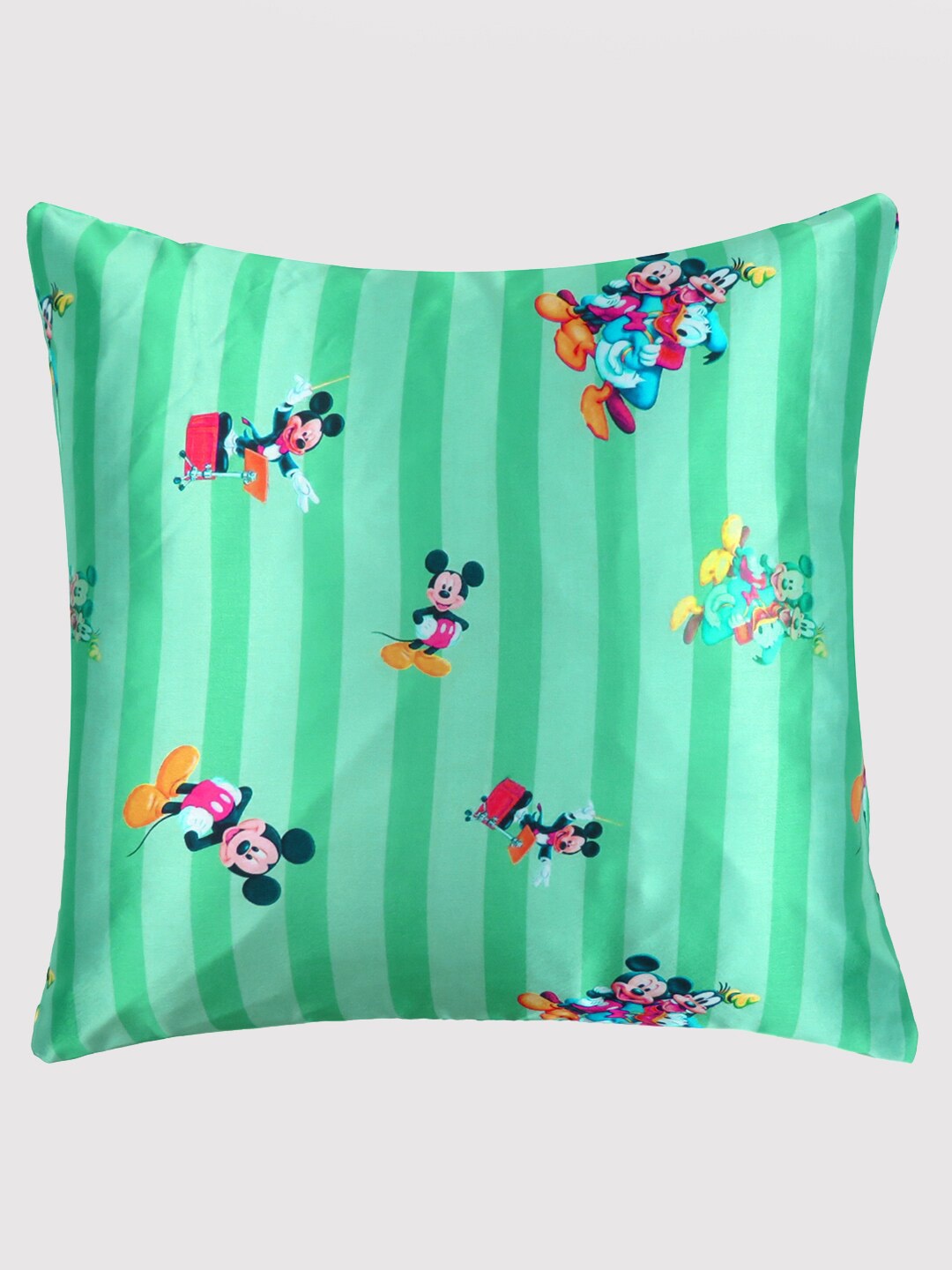

OUSSUM Green & Red Cartoon Characters Satin Square Cushion Covers