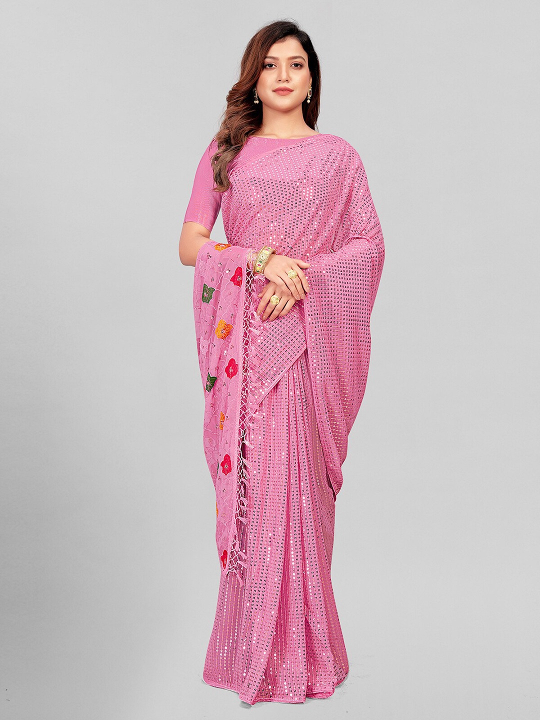 

KALINI Embellished Sequinned Saree, Peach