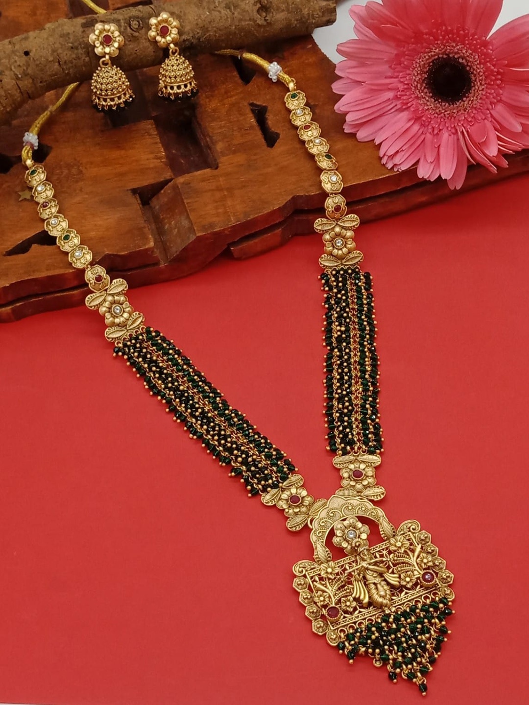 

AASHISH IMITATION Copper-Plated Kundan-Studded & Beaded Jewellery Set